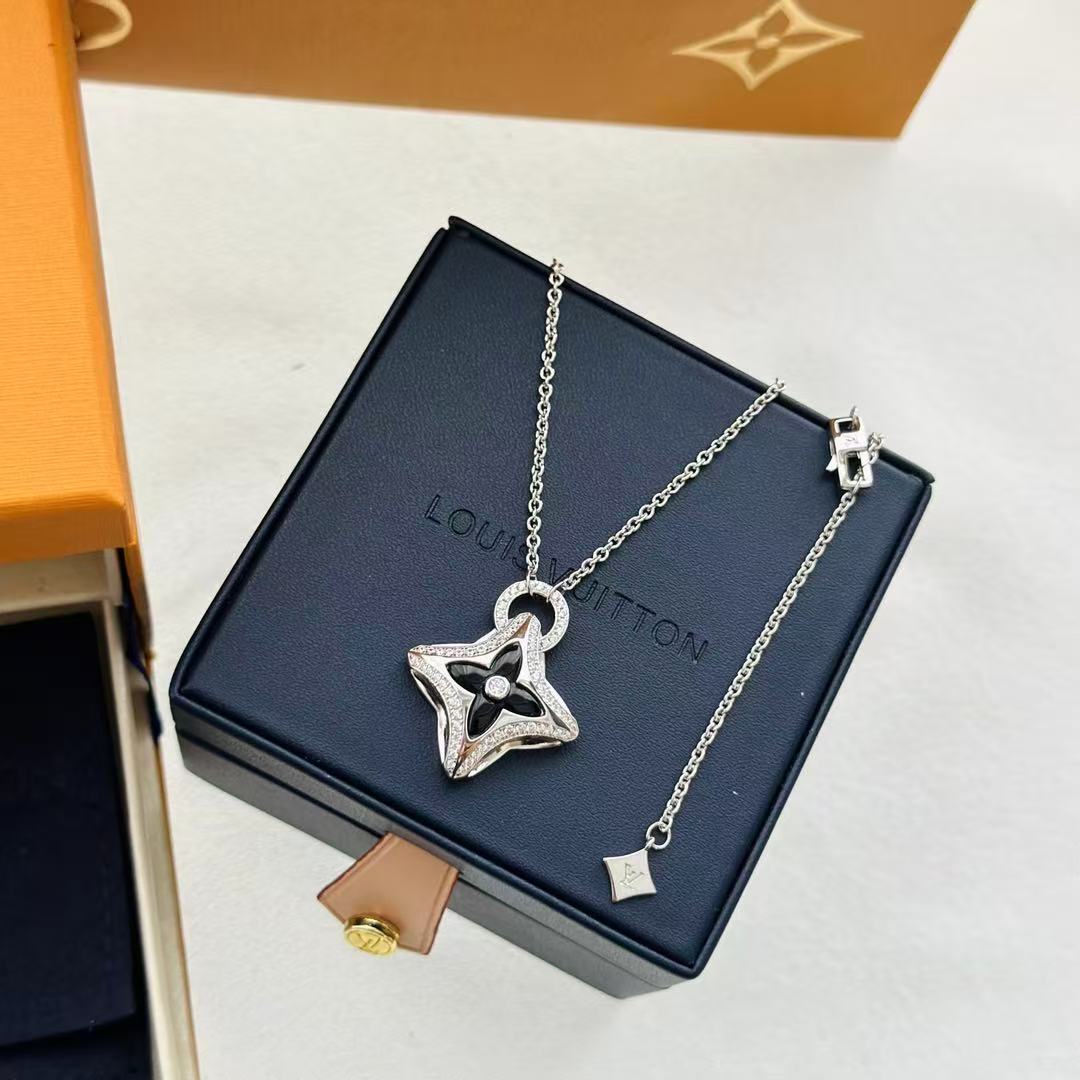 Louis vuitton ルイ・ヴィトン ネックレス