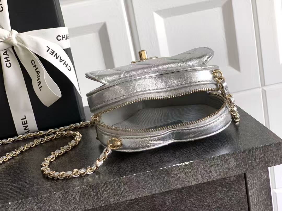 CHANEL シャネル  バッグ