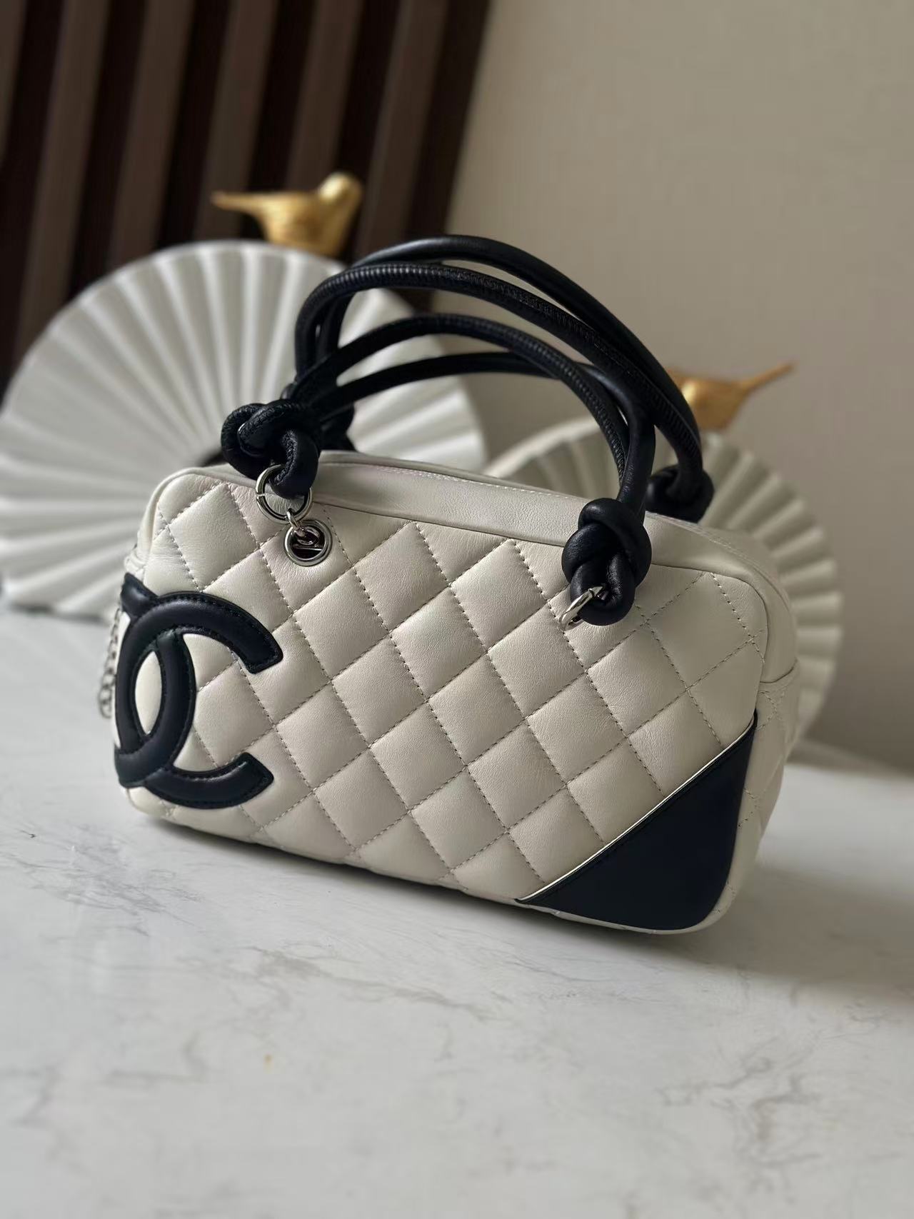 CHANEL シャネル  バッグ