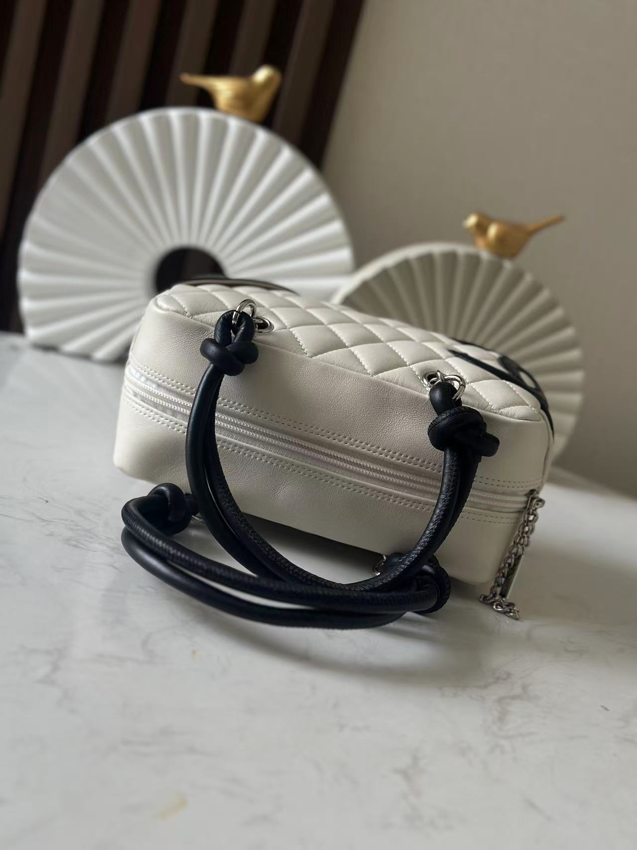 CHANEL シャネル  バッグ