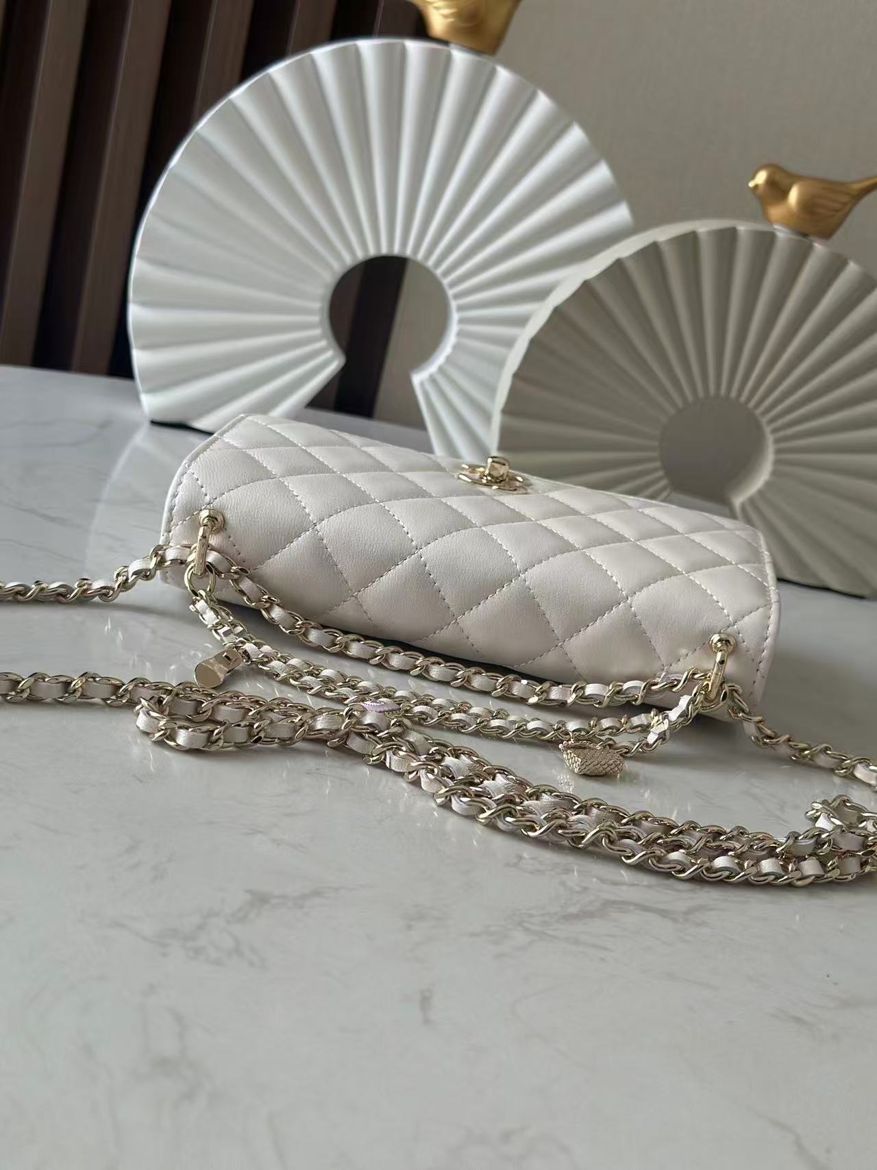 CHANEL シャネル  バッグ