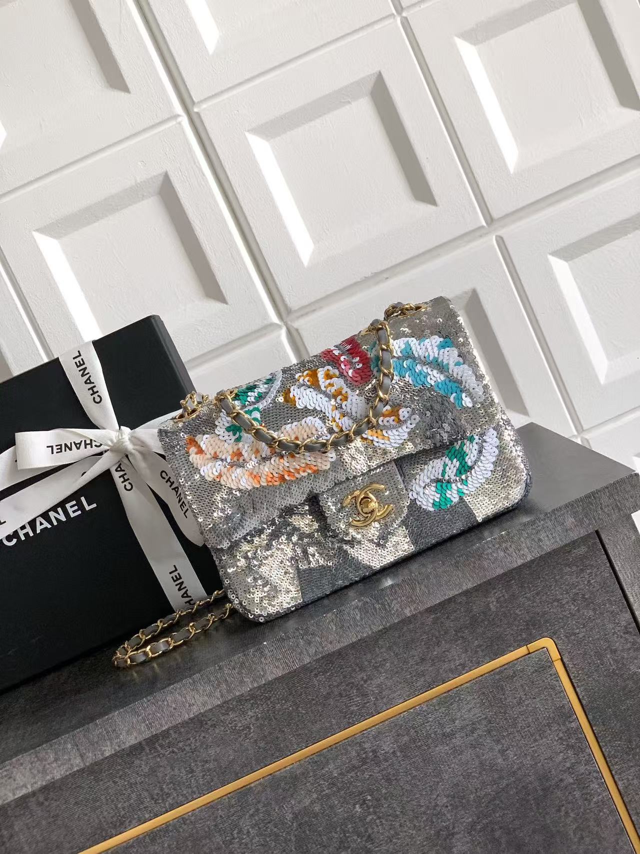 CHANEL シャネル  バッグ