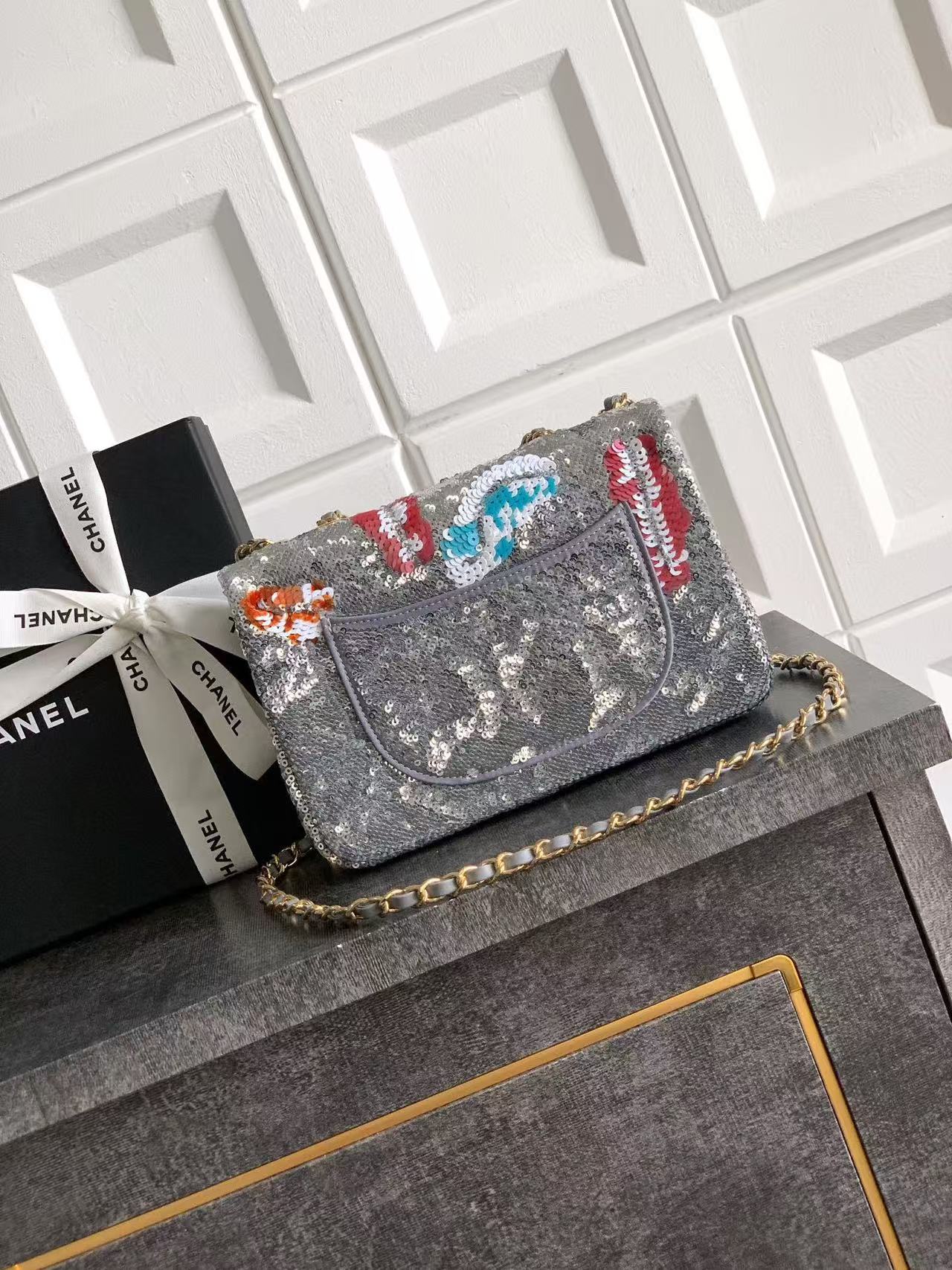 CHANEL シャネル  バッグ
