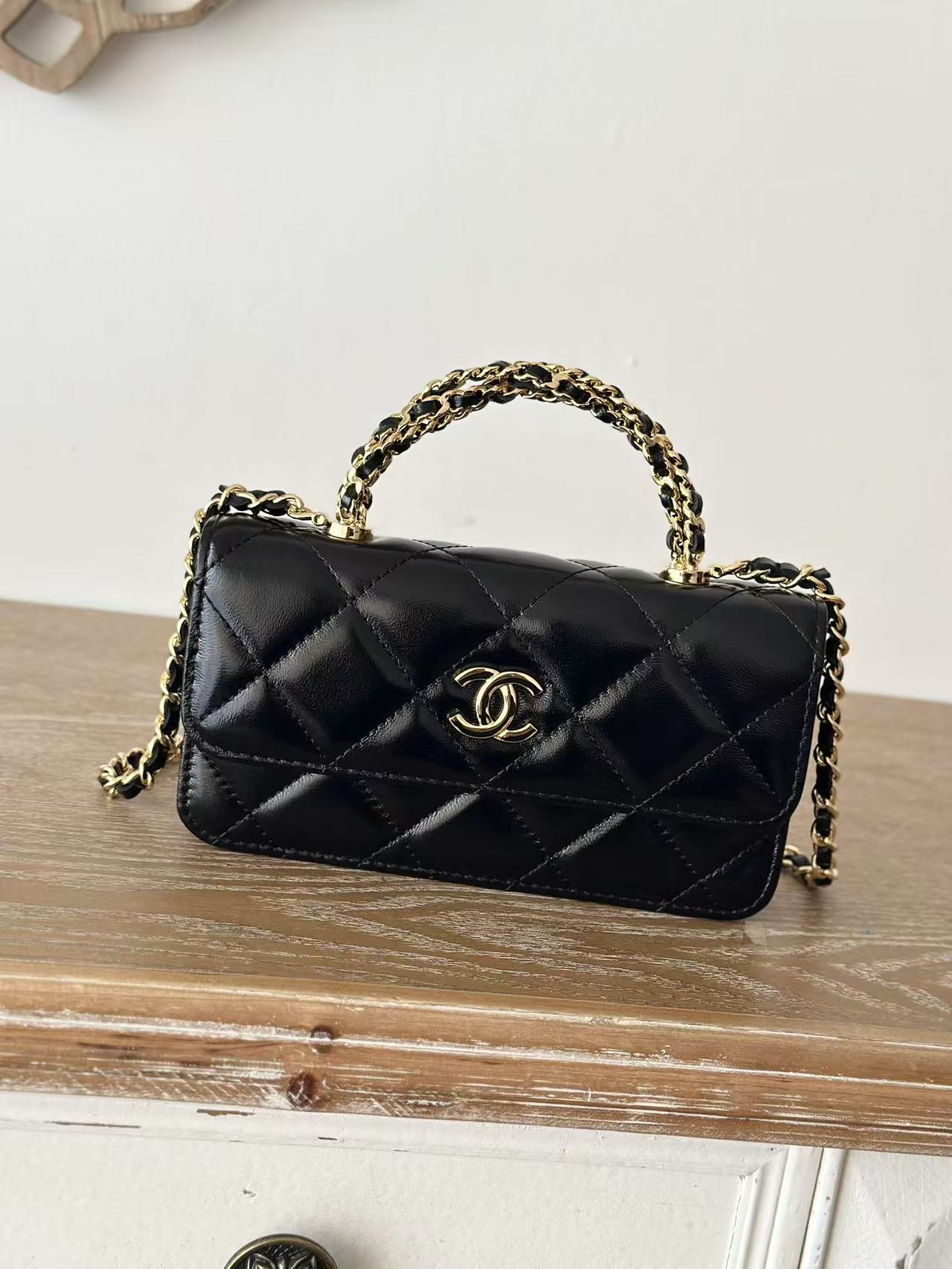 CHANEL シャネル  バッグ