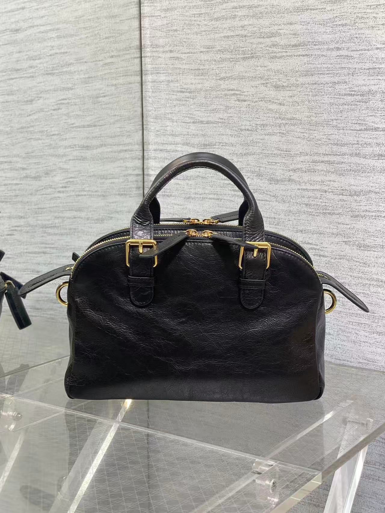 DIOR ディオール  バッグ