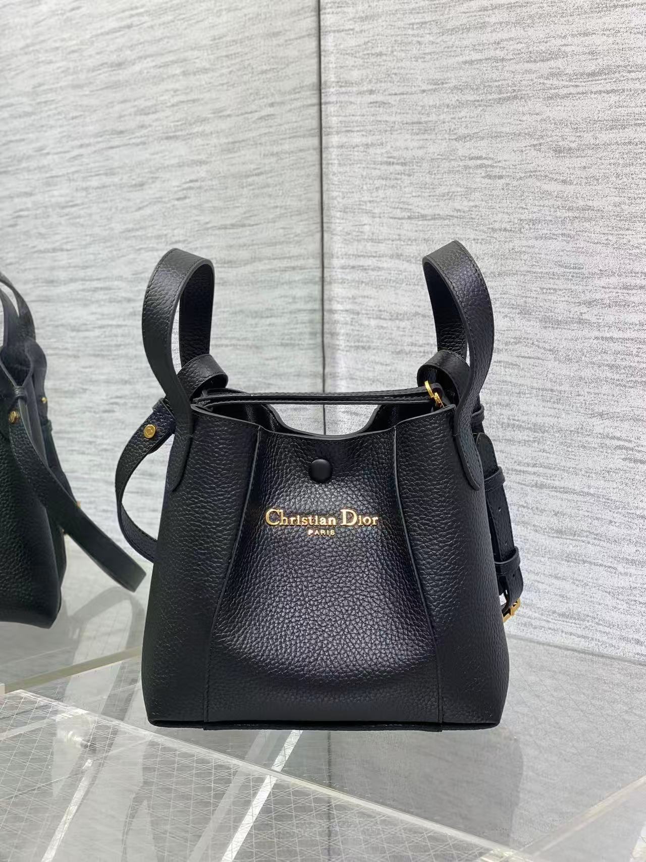 DIOR ディオール  バッグ