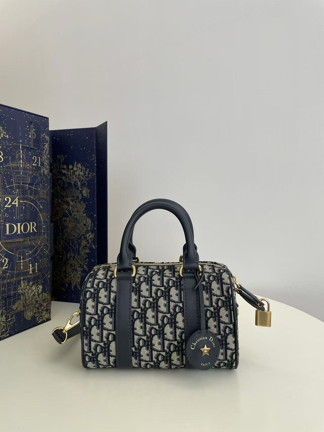 DIOR ディオール  バッグ