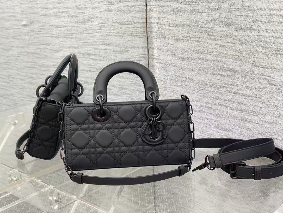DIOR ディオール  バッグ