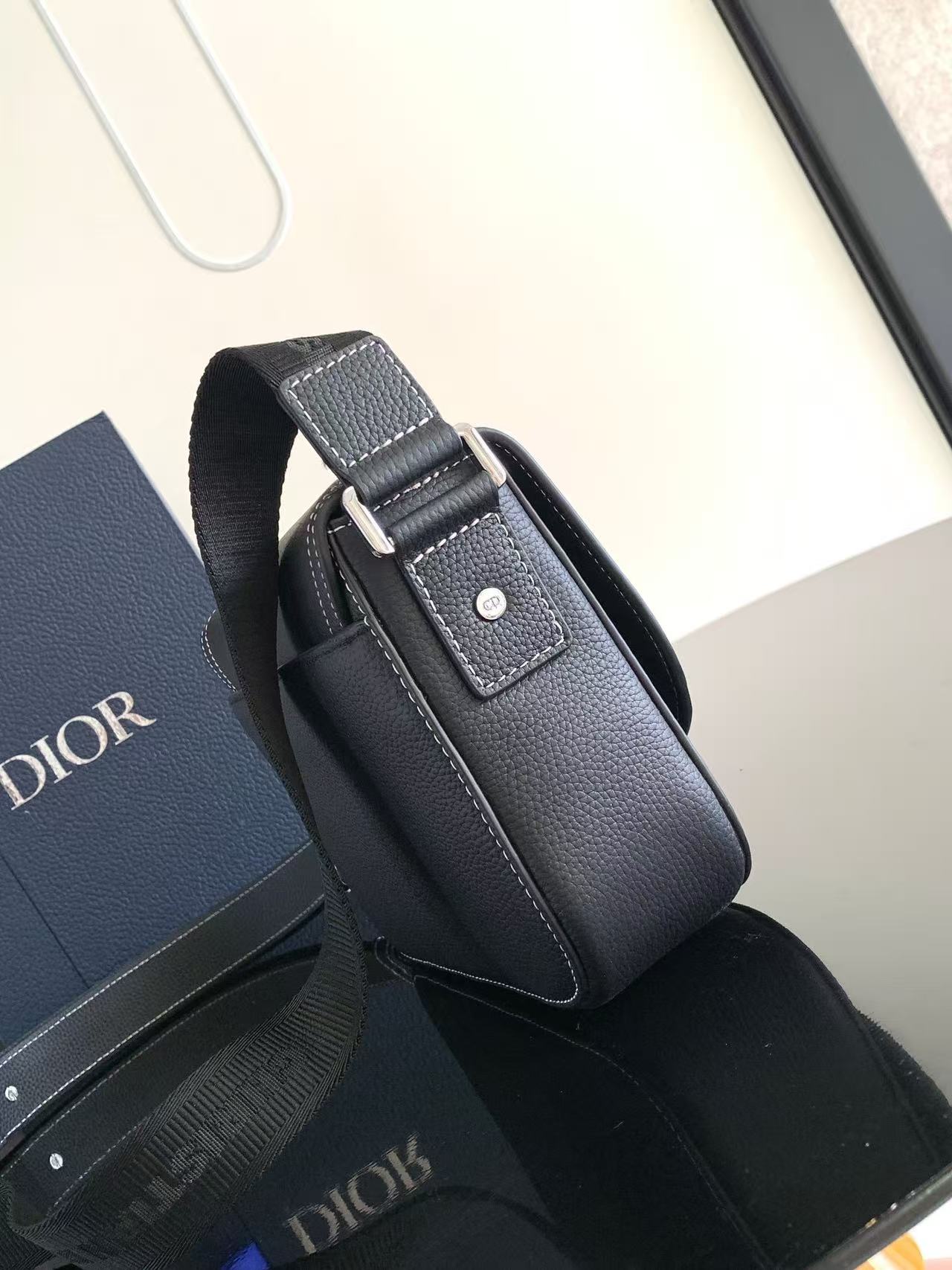 DIOR ディオール  バッグ