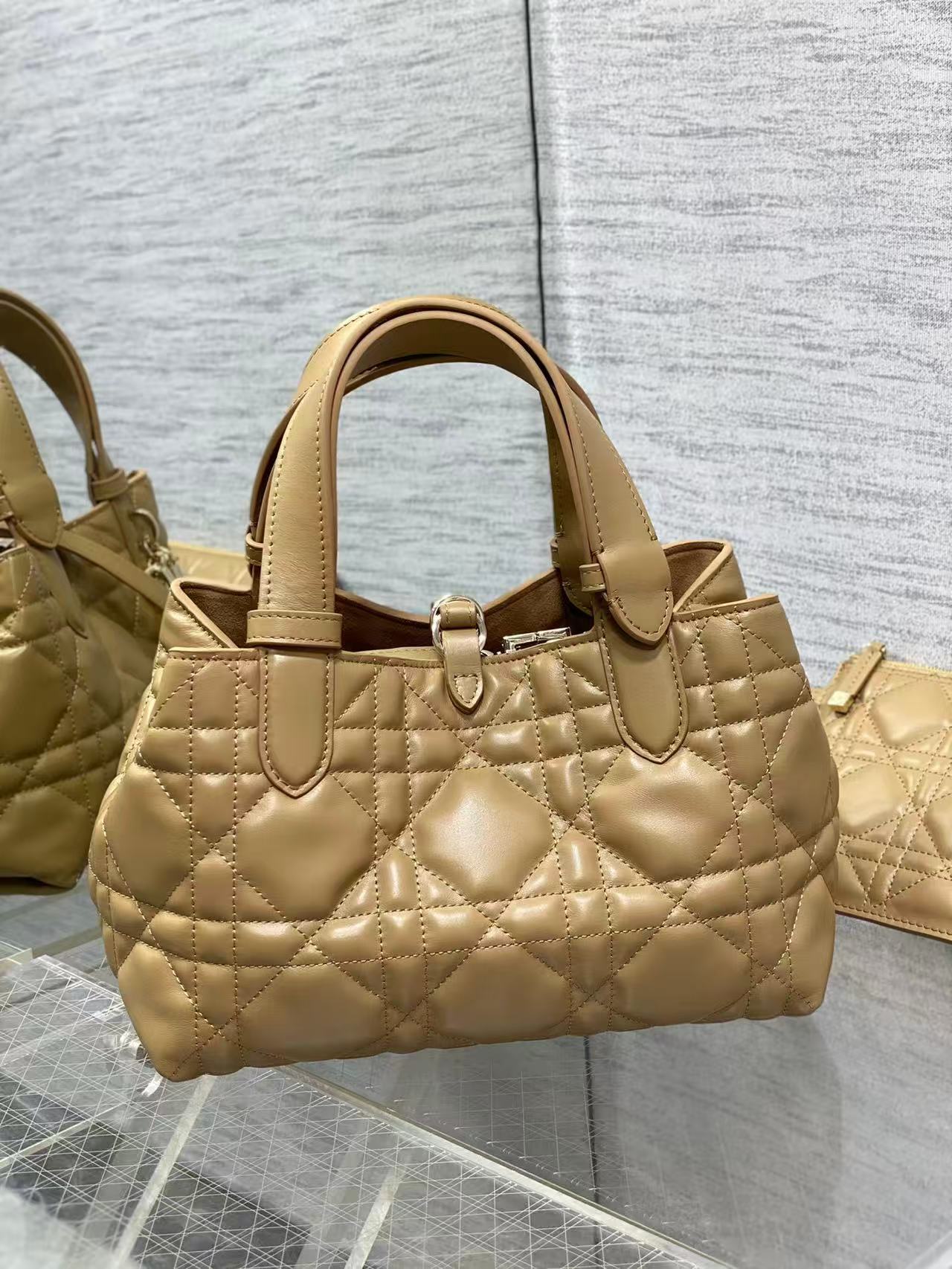DIOR ディオール  バッグ