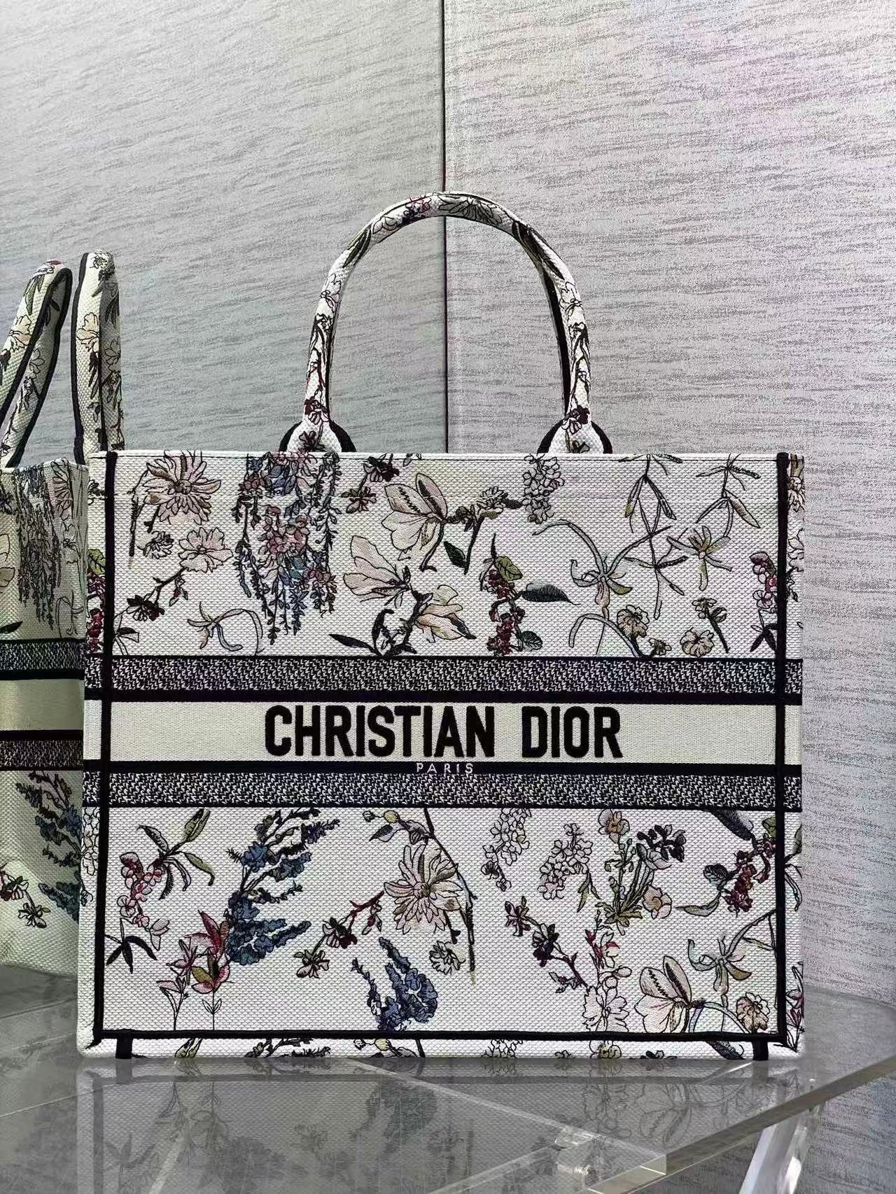 DIOR ディオール  バッグ