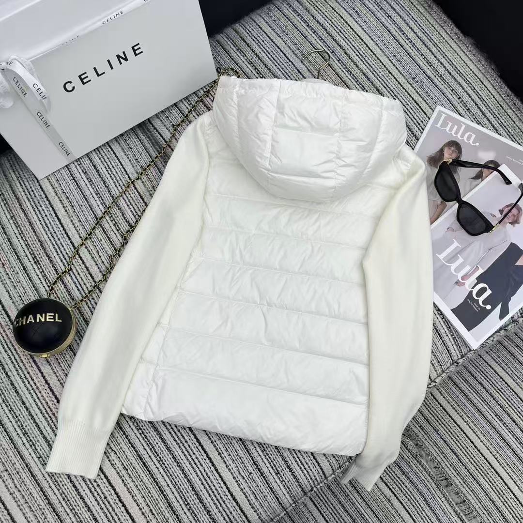 Moncler  モンクレール ダウンジャケット