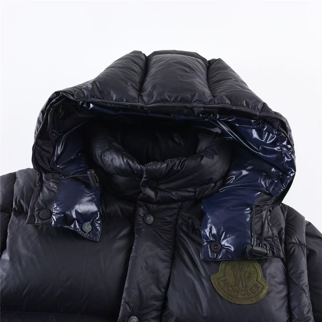 Moncler  モンクレール ダウンジャケット