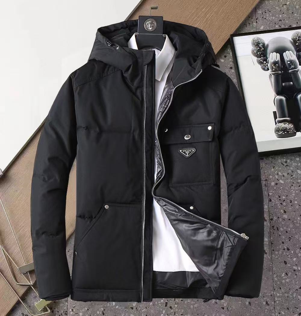 Prada  プラダ ダウンジャケット