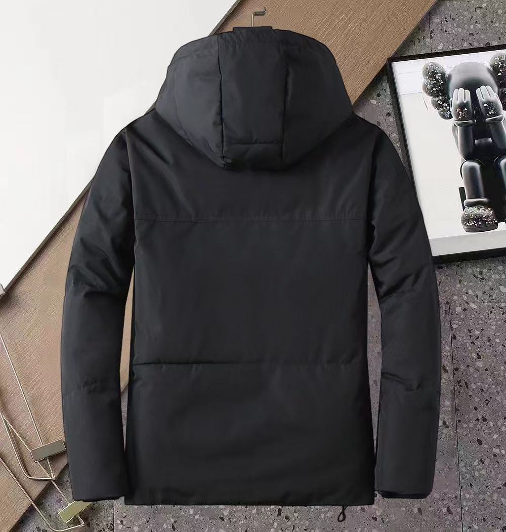 Prada  プラダ ダウンジャケット