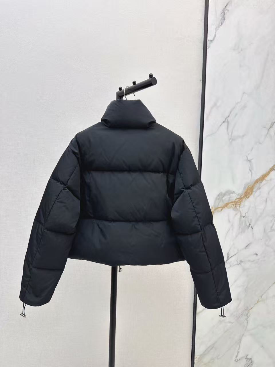 Prada  プラダ ダウンジャケット