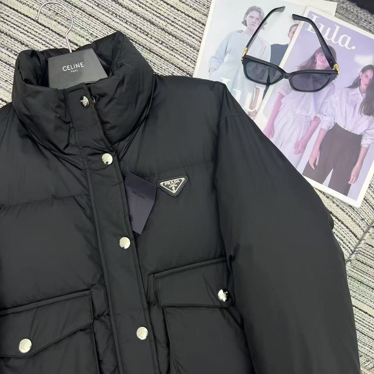 Prada  プラダ ダウンジャケット