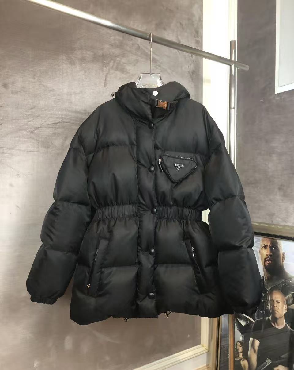 Prada  プラダ ダウンジャケット