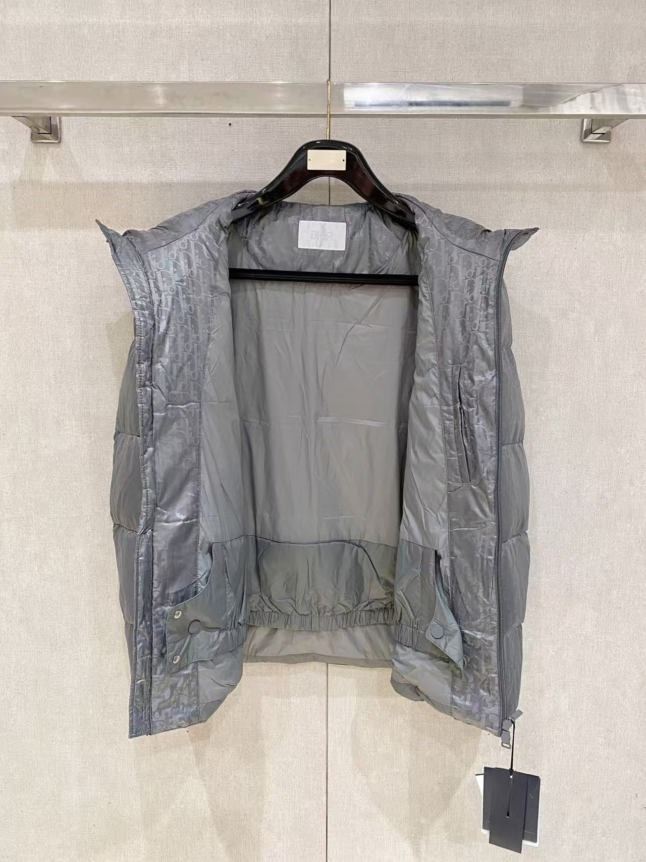 DIOR  ディオール ダウンジャケット