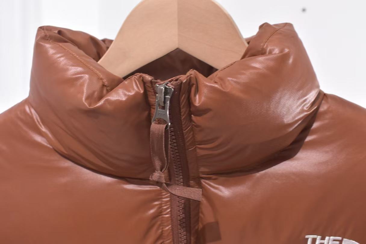 THE NORTH FACE  ザ・ノース・フェイス  ダウンジャケット