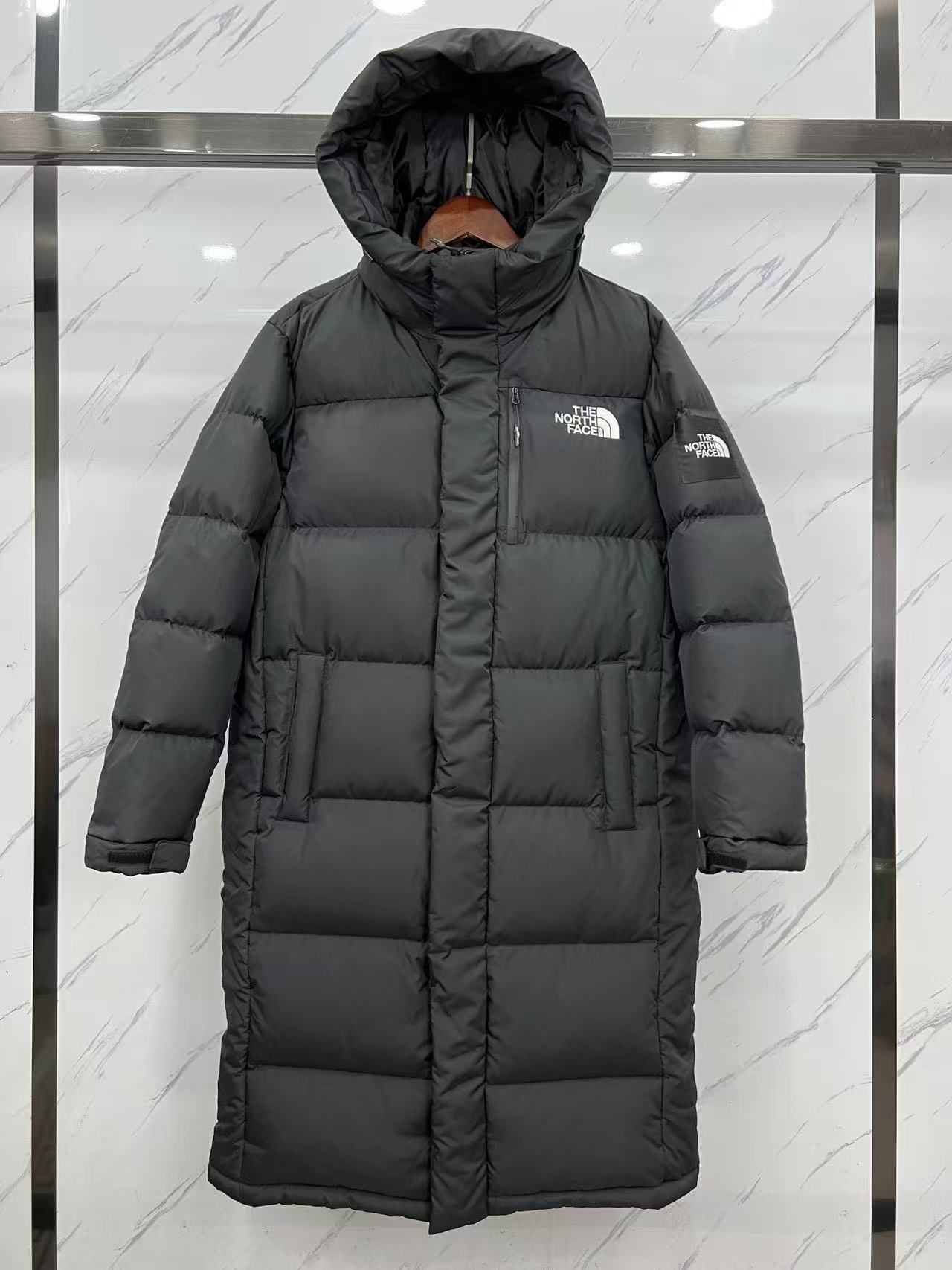 THE NORTH FACE  ザ・ノース・フェイス  ダウンジャケット