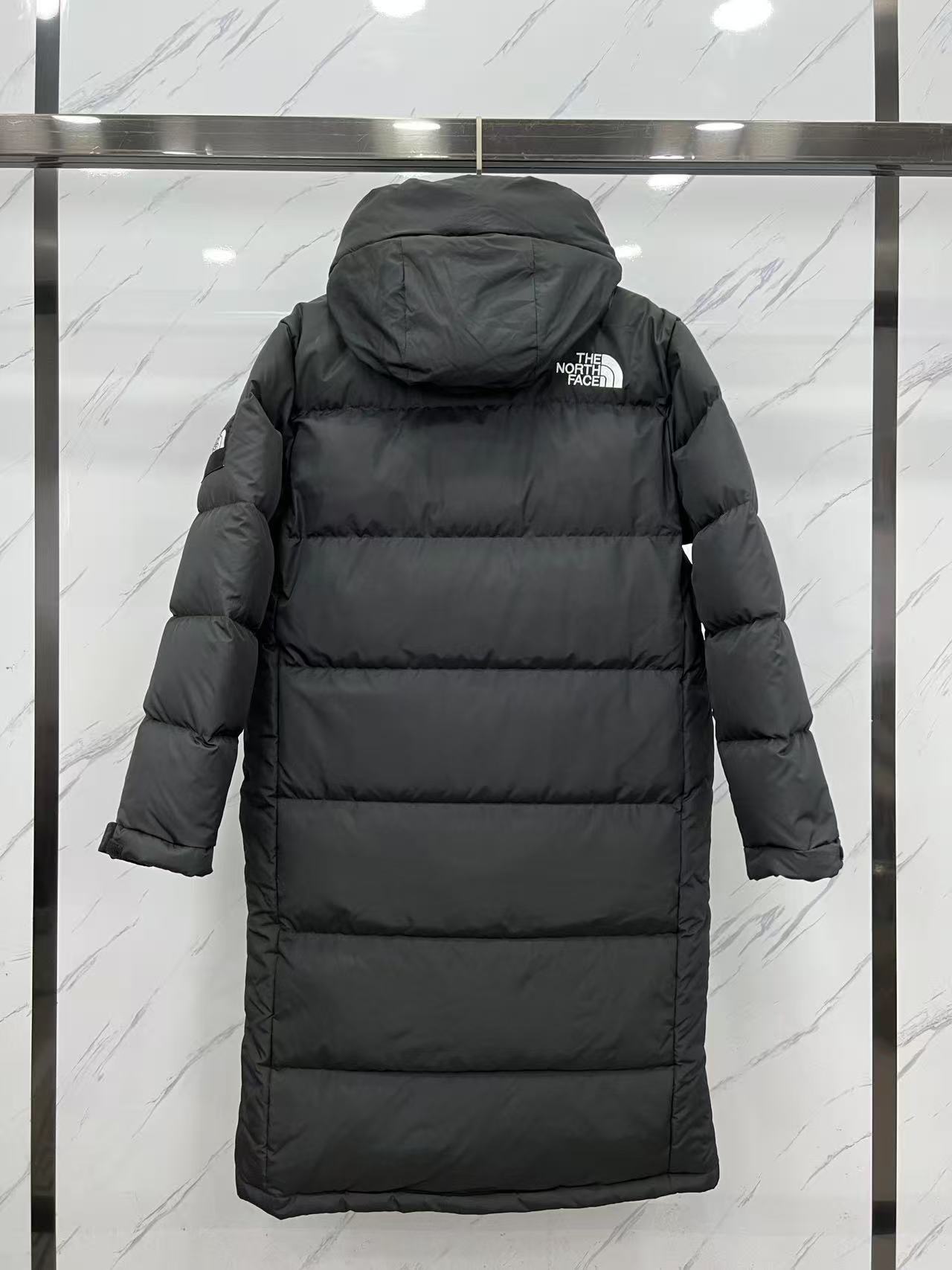 THE NORTH FACE  ザ・ノース・フェイス  ダウンジャケット