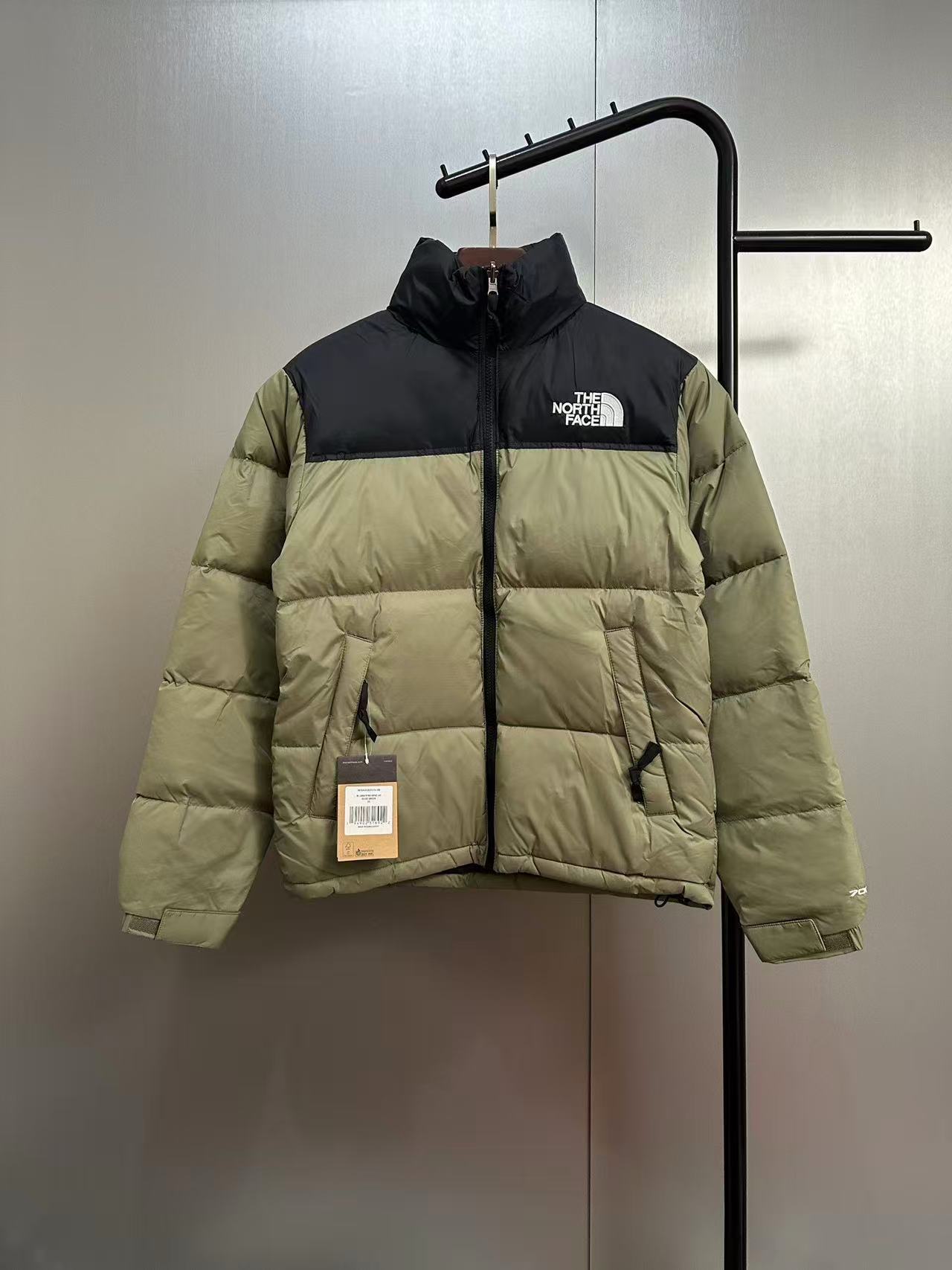 THE NORTH FACE  ザ・ノース・フェイス  ダウンジャケット