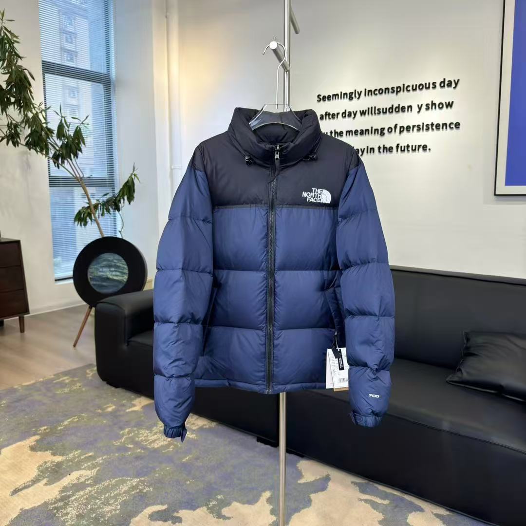 THE NORTH FACE  ザ・ノース・フェイス  ダウンジャケット