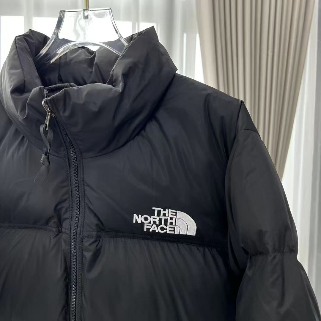 THE NORTH FACE  ザ・ノース・フェイス  ダウンジャケット