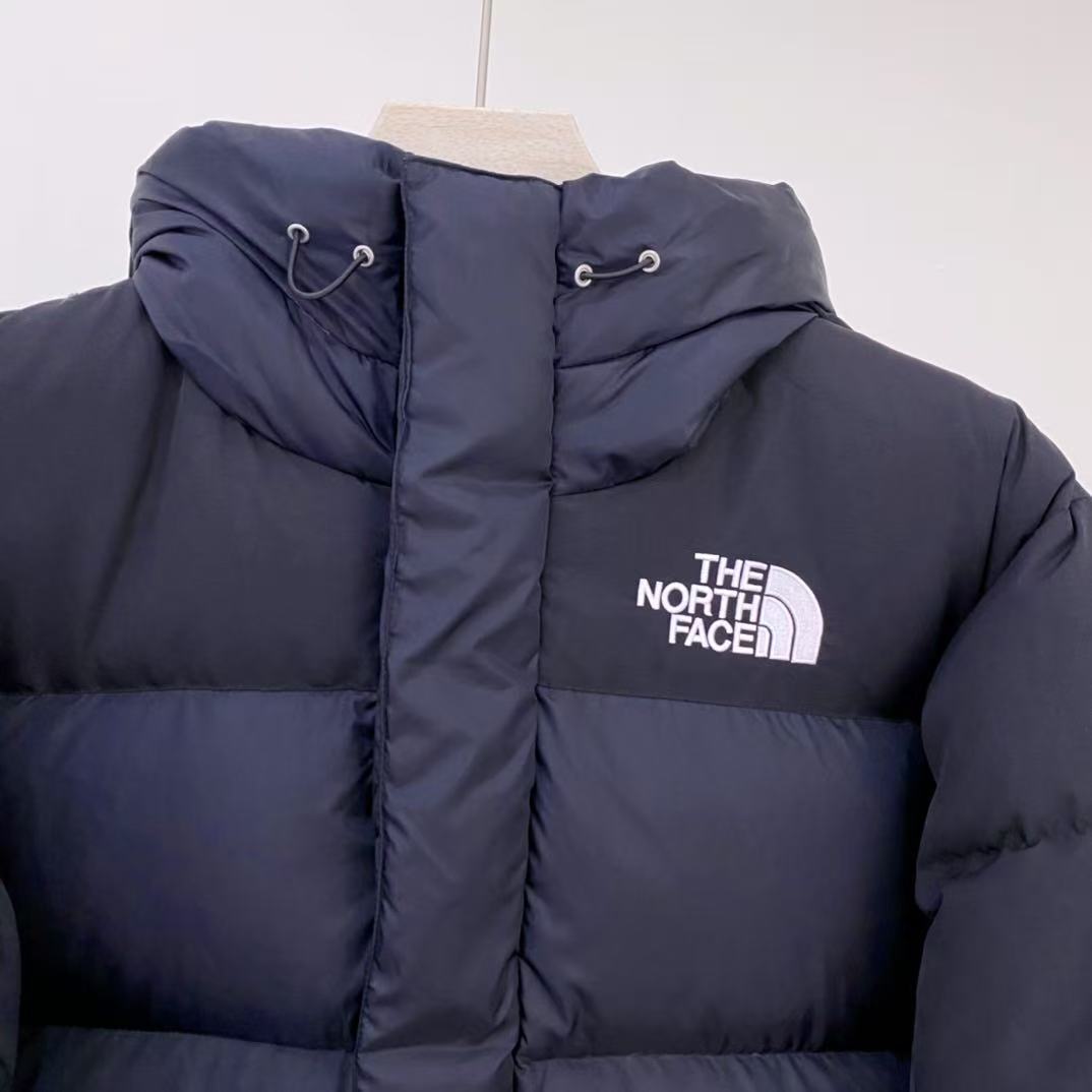 THE NORTH FACE  ザ・ノース・フェイス  ダウンジャケット