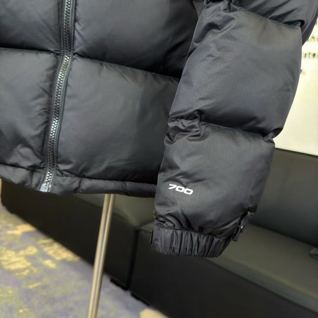 THE NORTH FACE  ザ・ノース・フェイス  ダウンジャケット