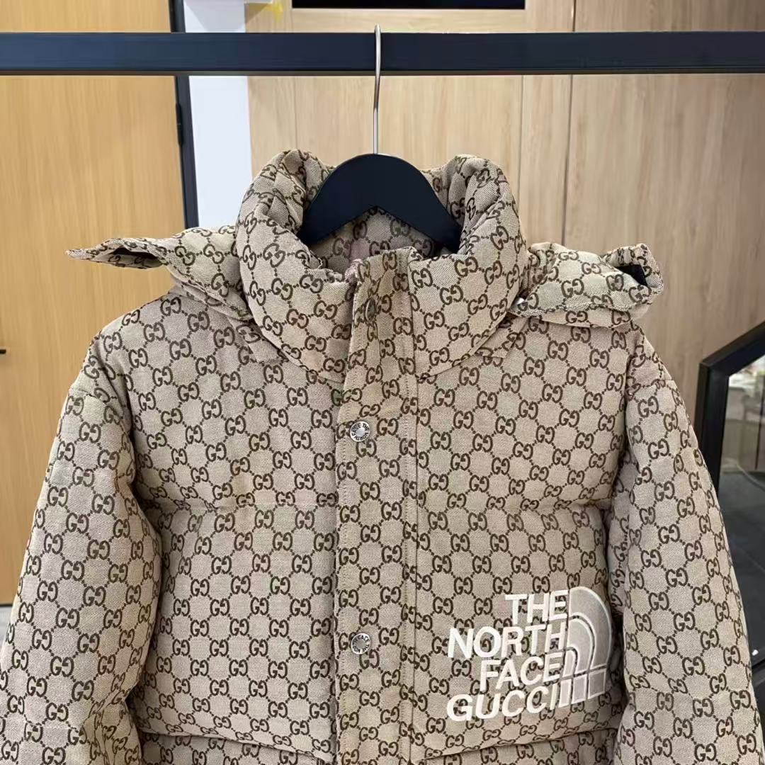 THE NORTH FACE  ザ・ノース・フェイス  ダウンジャケット