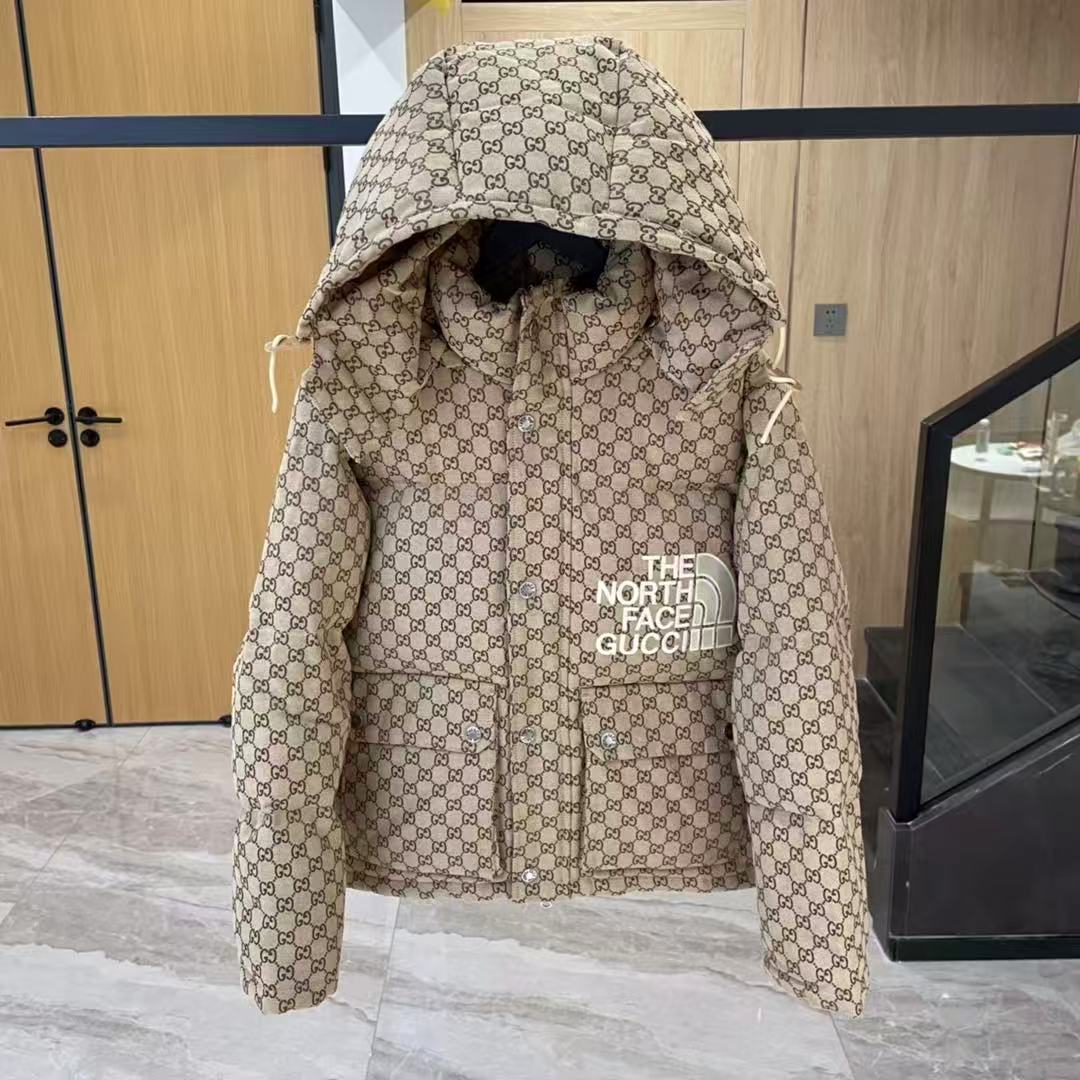 THE NORTH FACE  ザ・ノース・フェイス  ダウンジャケット