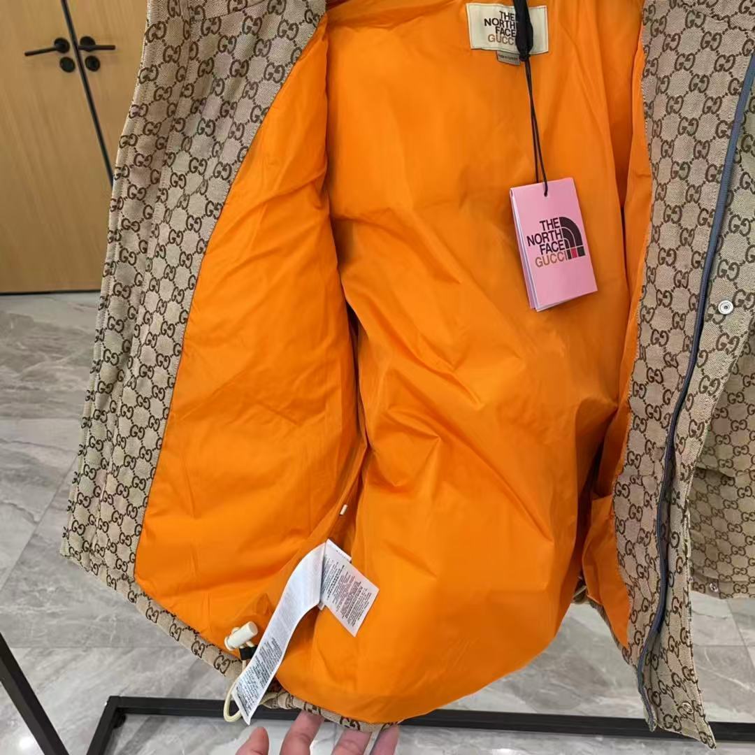 THE NORTH FACE  ザ・ノース・フェイス  ダウンジャケット