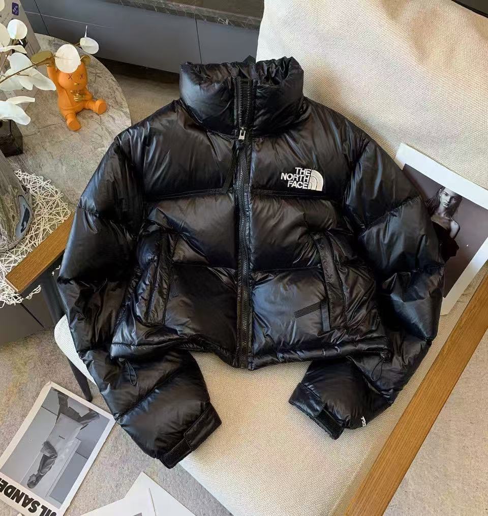 THE NORTH FACE  ザ・ノース・フェイス  ダウンジャケット