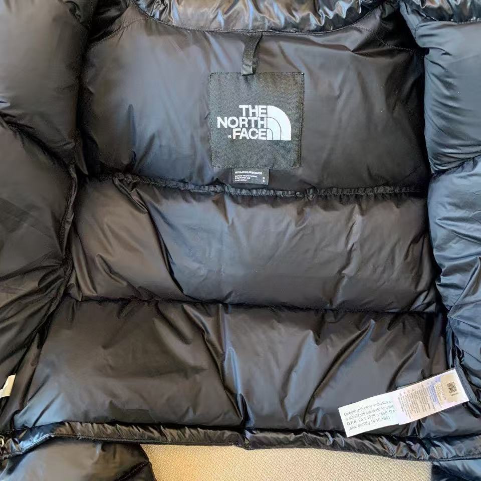 THE NORTH FACE  ザ・ノース・フェイス  ダウンジャケット