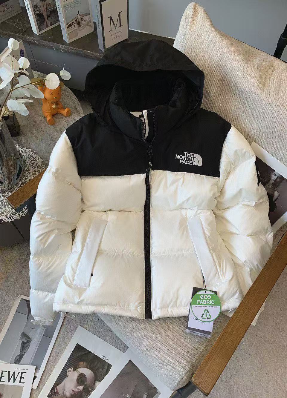 THE NORTH FACE  ザ・ノース・フェイス  ダウンジャケット