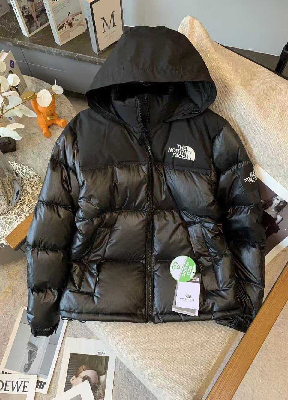 THE NORTH FACE  ザ・ノース・フェイス  ダウンジャケット