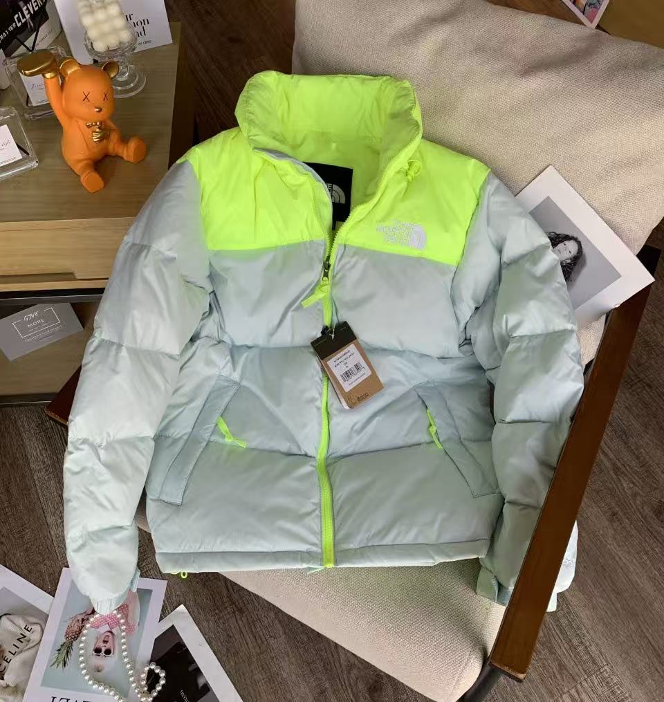 THE NORTH FACE  ザ・ノース・フェイス  ダウンジャケット