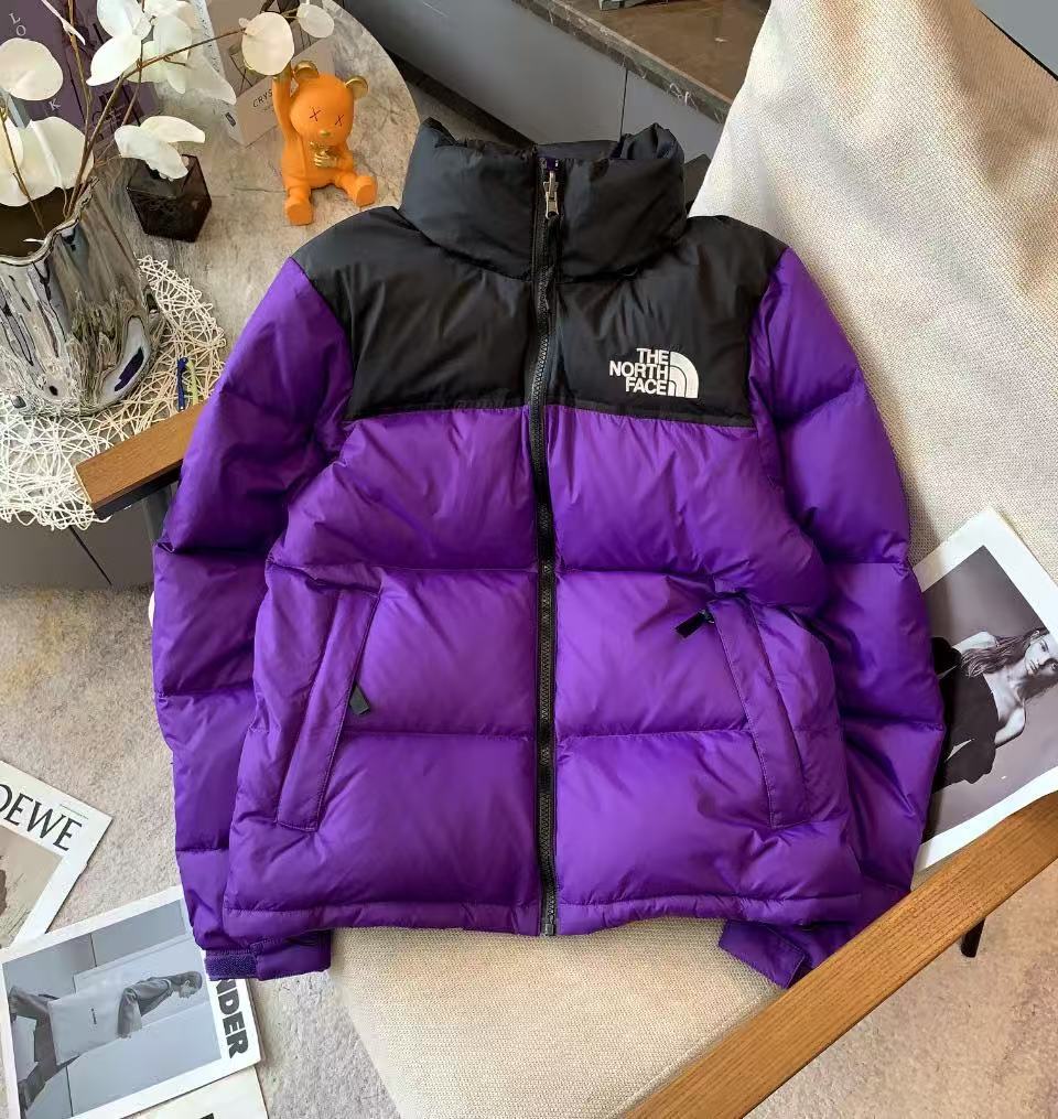 THE NORTH FACE  ザ・ノース・フェイス  ダウンジャケット