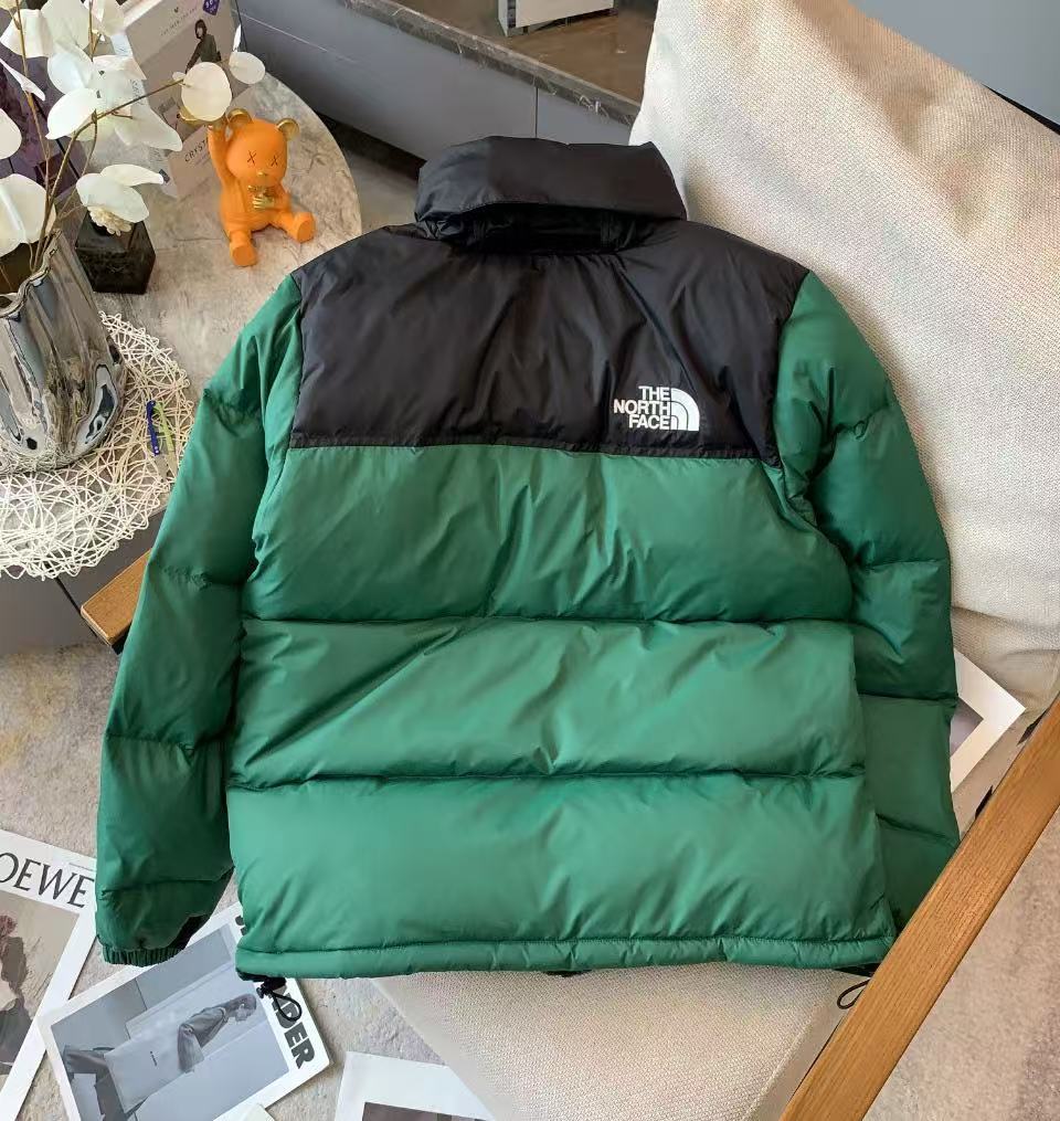 THE NORTH FACE  ザ・ノース・フェイス  ダウンジャケット