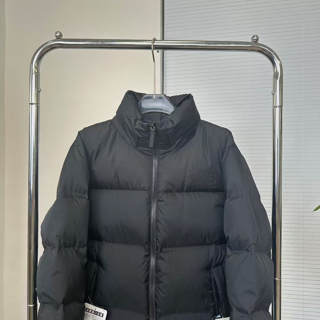 THE NORTH FACE  ザ・ノース・フェイス  ダウンジャケット