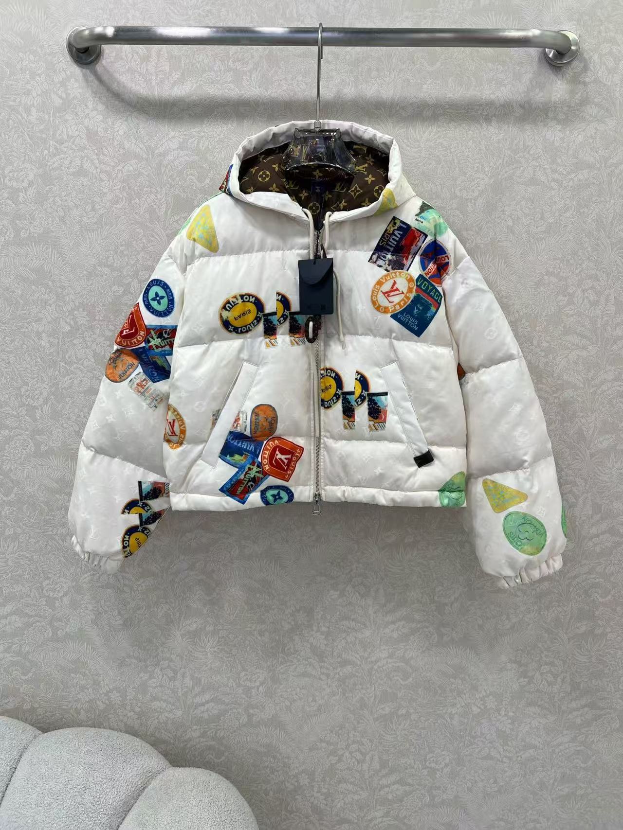 Louis vuitton  ルイ・ヴィトン  ダウンジャケット