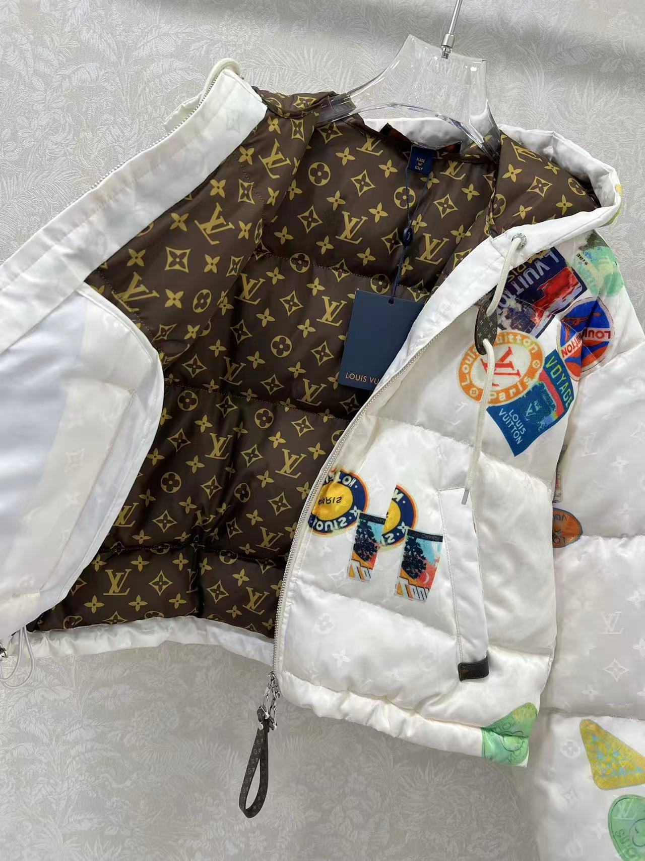 Louis vuitton  ルイ・ヴィトン  ダウンジャケット