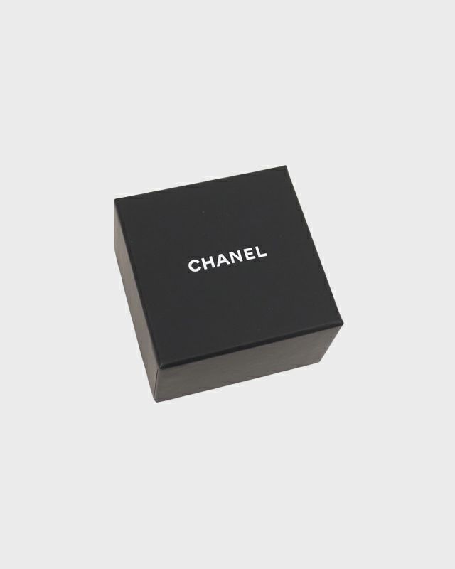CHANEL COCOラインストーンラウンドピアス