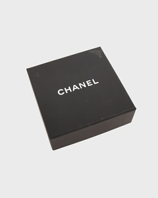 CHANEL COCOラインストーンピアス