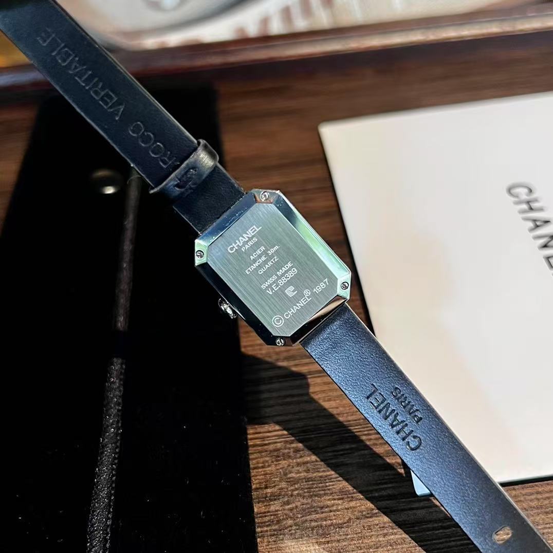 CHANEL プルミエール リボン