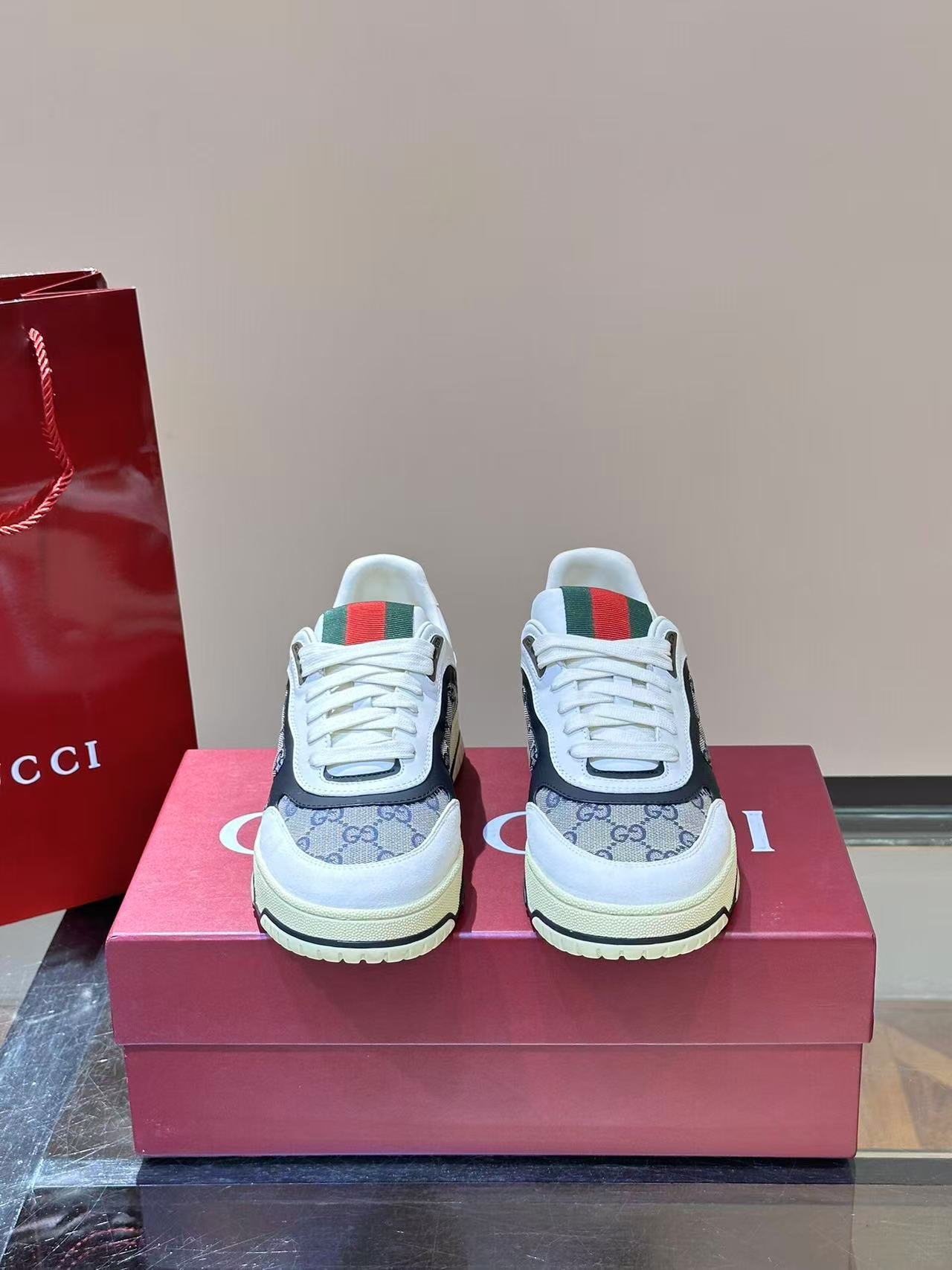 GUCCI 〔グッチ リウェブ〕メンズ スニーカー