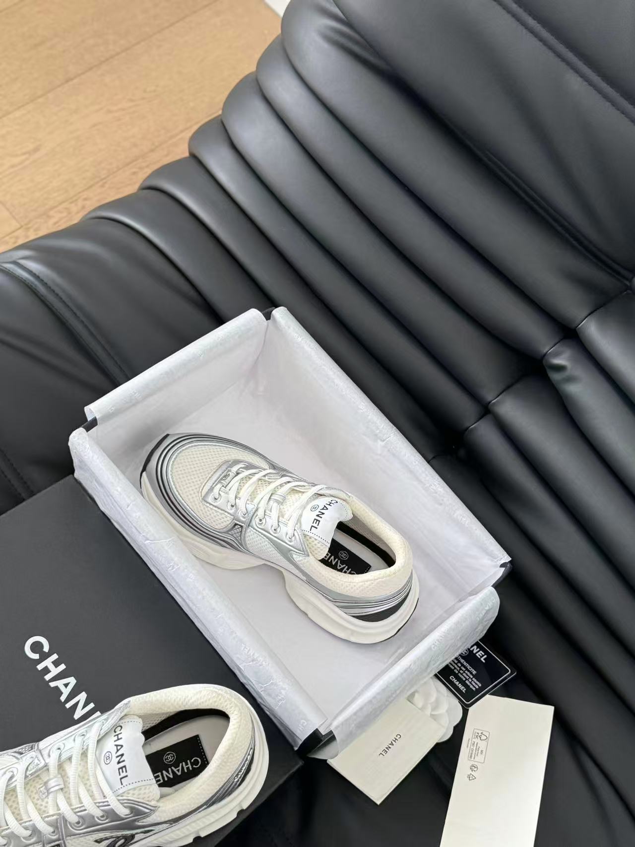 CHANEL スニーカー