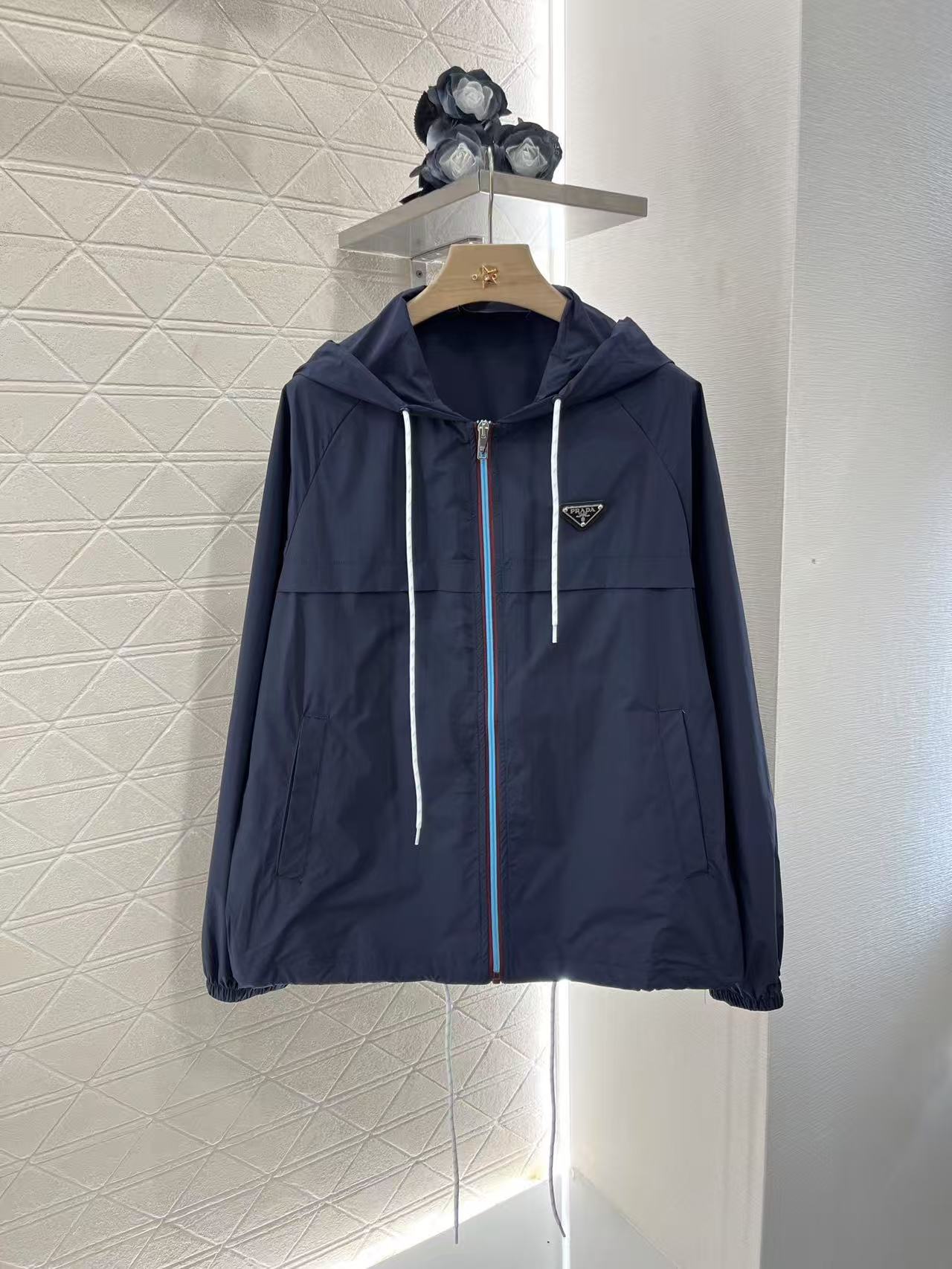 Prada リナイロンブルゾンジャケット